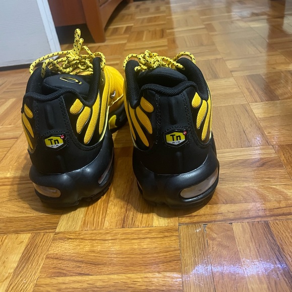 Air Max plus (TN) jaune et noir - Picture 2 of 2